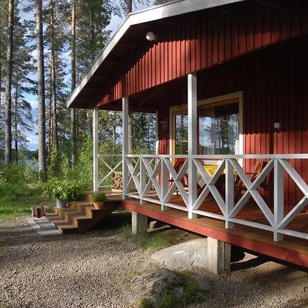 Loikansaari Lomamoekit Resort Kallislahti