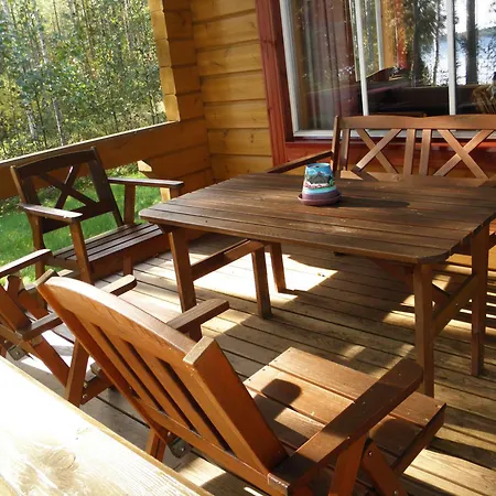 Resort Loikansaari Lomamoekit Kallislahti