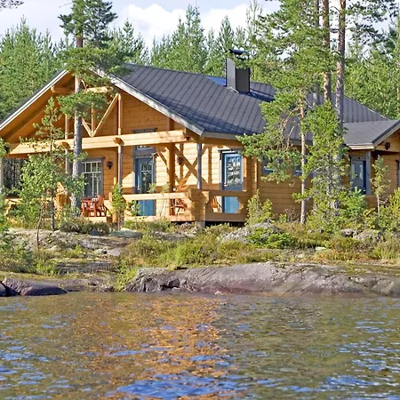 Loikansaari Lomamoekit 5* Kallislahti