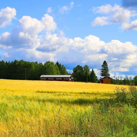 Loikansaari Lomamoekit Resort 5*