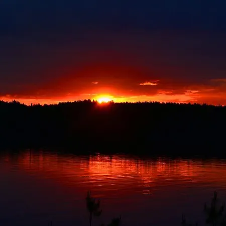 Loikansaari Lomamoekit 5* Kallislahti